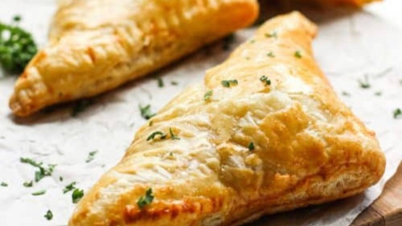 Curry Puff (Vegan)