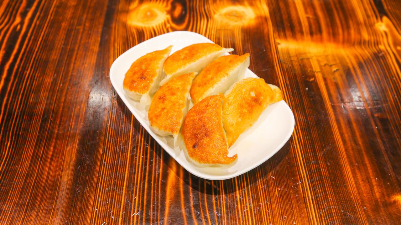 Pan Fried Pork & Garlic Chive Dumpling (6pcs)