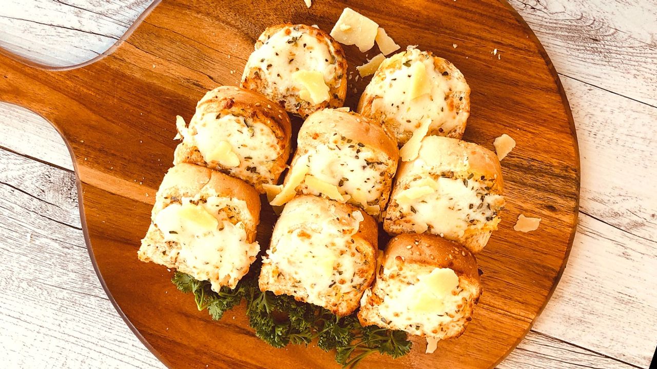 Cheesy Garlic Bread
