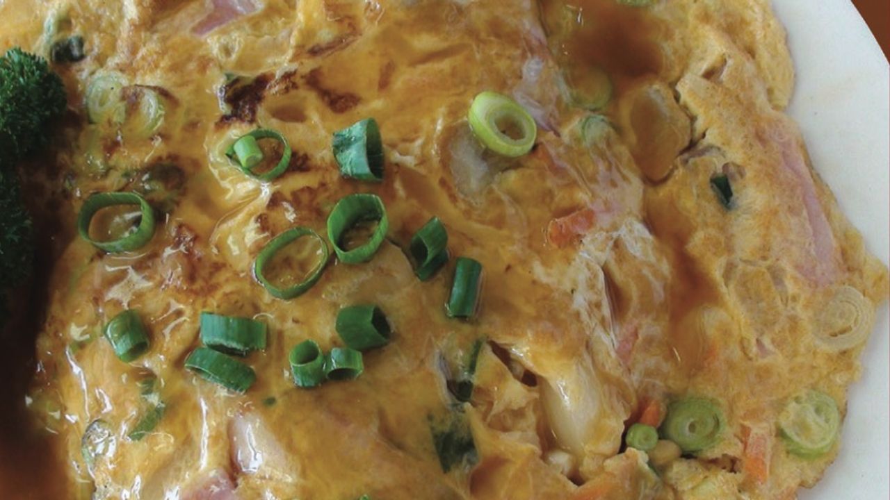 62. King Prawns Omelette