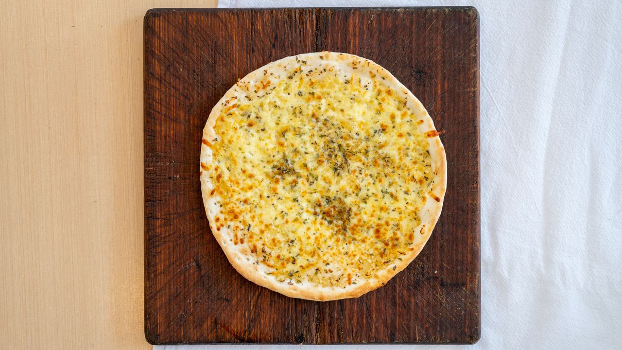 Cheese Garlic Pizza