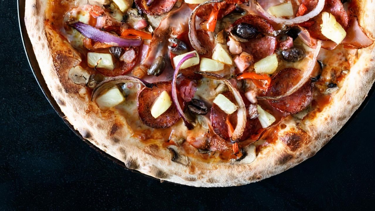13" Mack Daddy Pizza