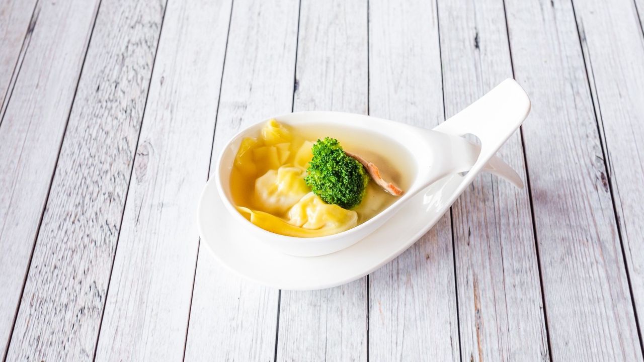 Short Soup (Wonton Soup)