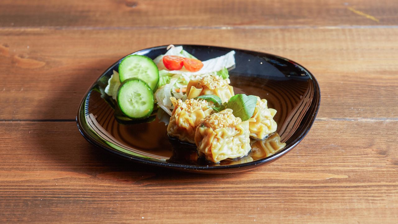 Prawn & Pork Dumplings (4)