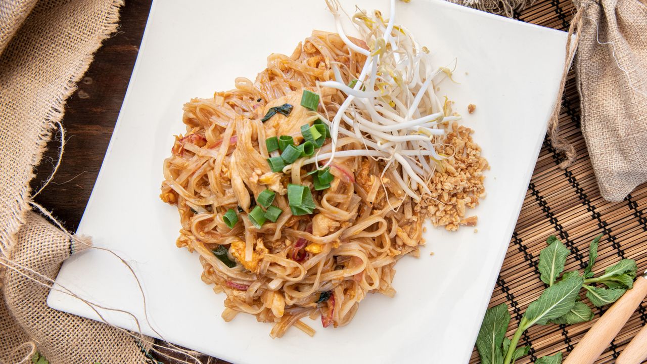 Non Veg Pad Thai