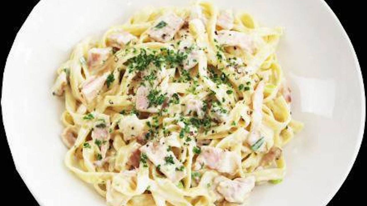 Entree Fettuccine Carbonara (4299 kJ)