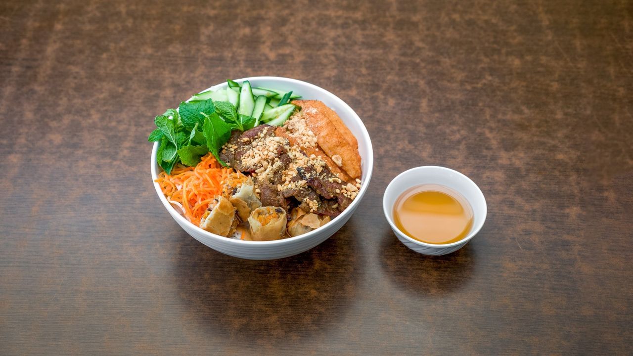 Combination Vermicelli Salad
