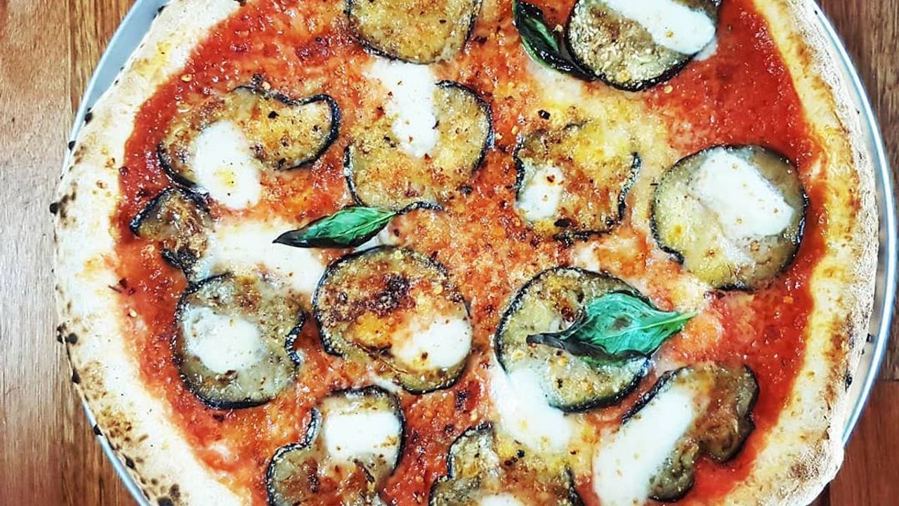 Melanzane Pizza