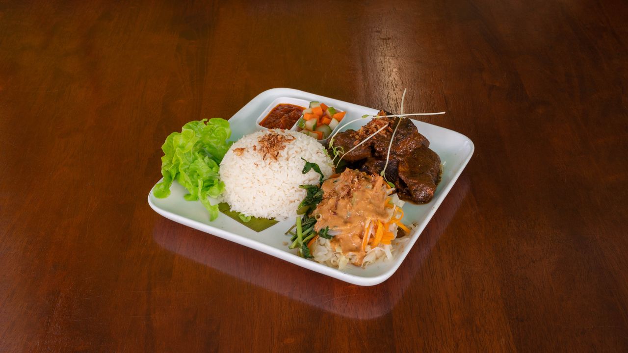 Beef Rendang dan Nasi