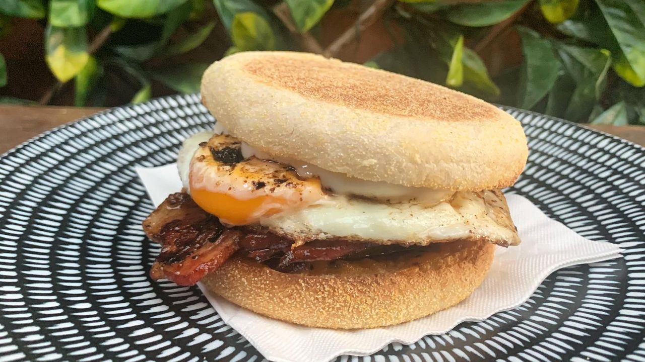 Egg & Bacon Muffin