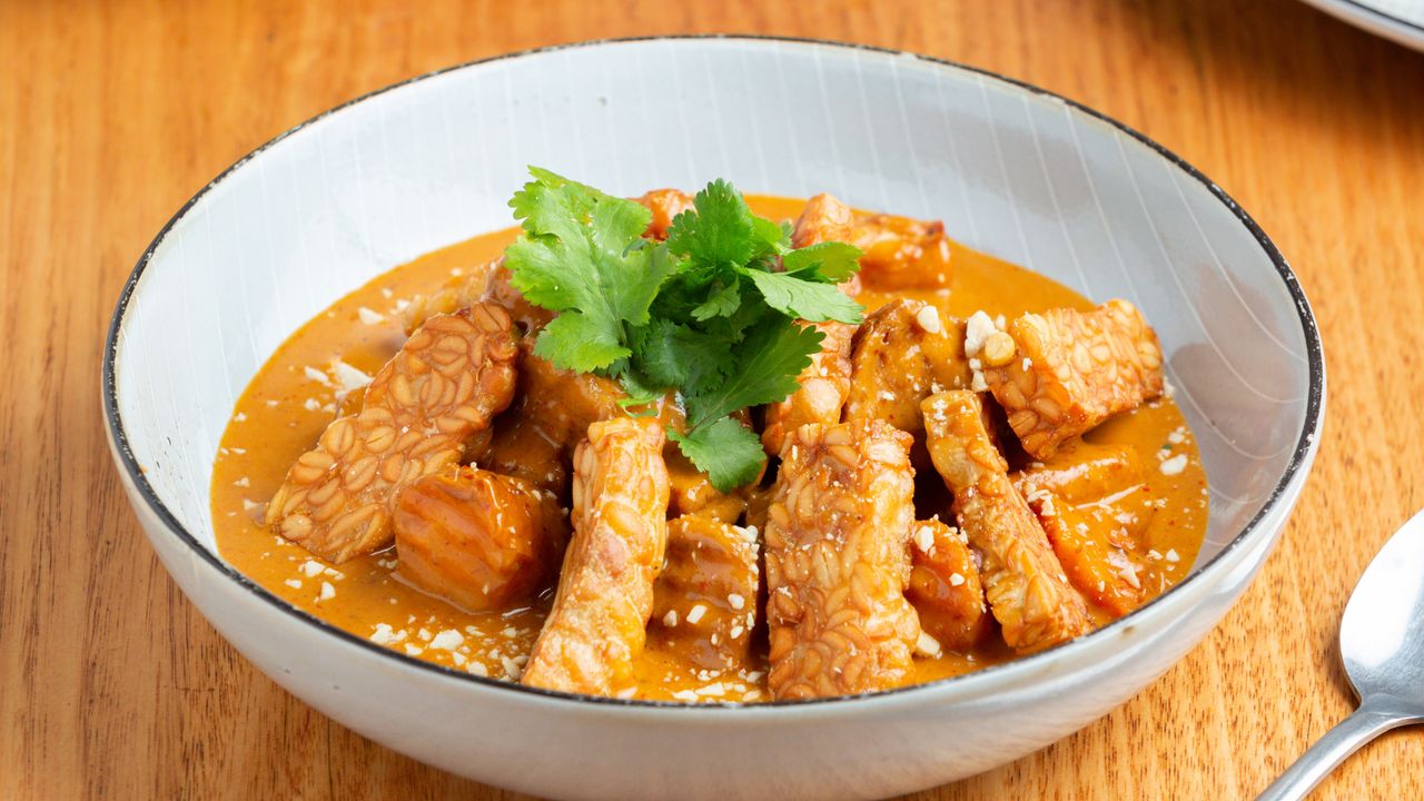 Massaman Curry with Tempeh (Gf)