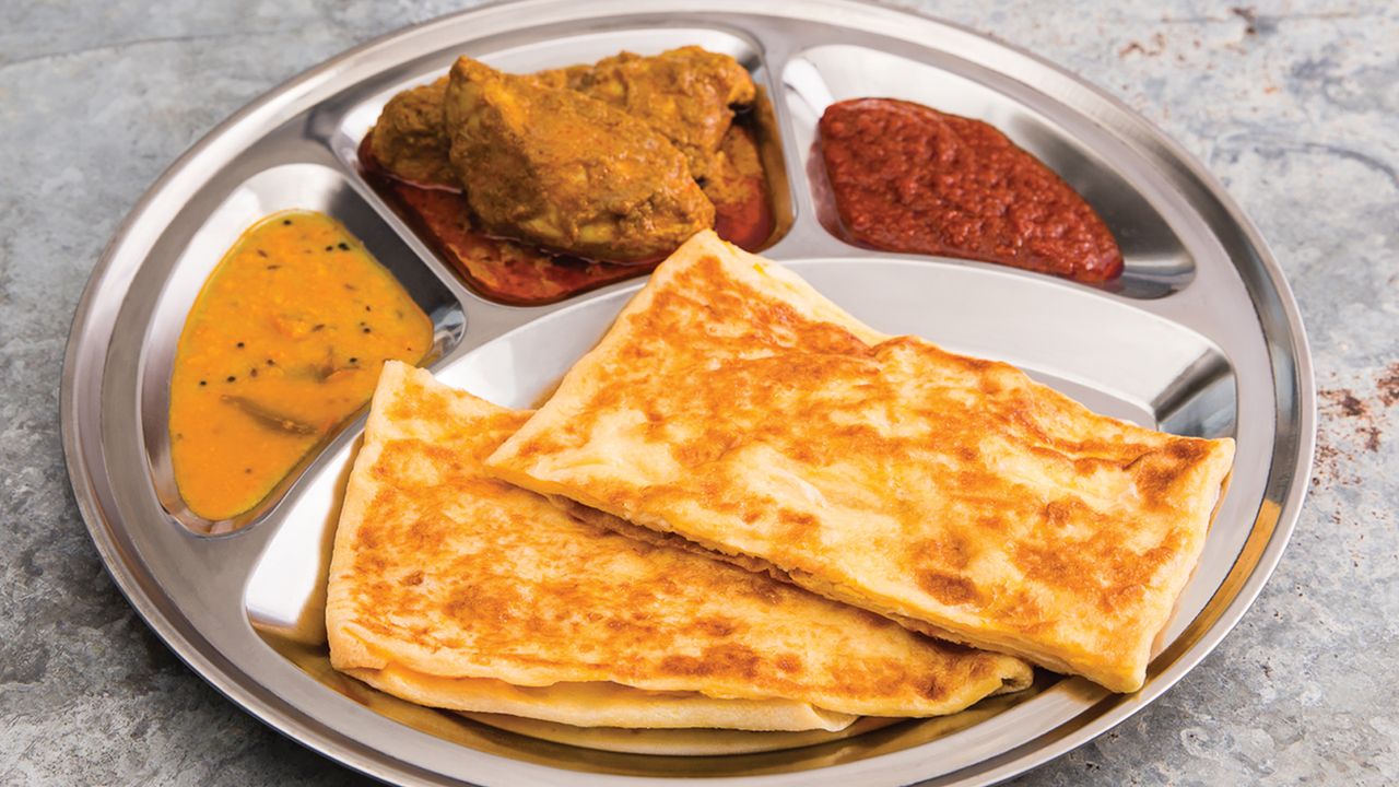 C05 Roti Telur with Curry Chicken