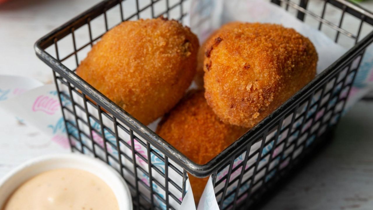 Bacon Macaroni and Cheese Croquettes