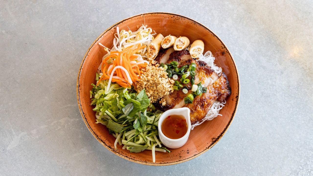 Grilled Chicken & Spring Rolls