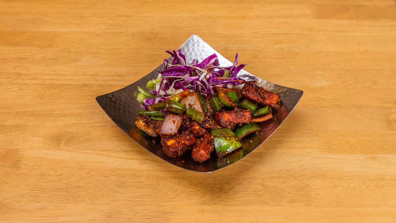 Chilli Paneer (V) (Hot Spicy)