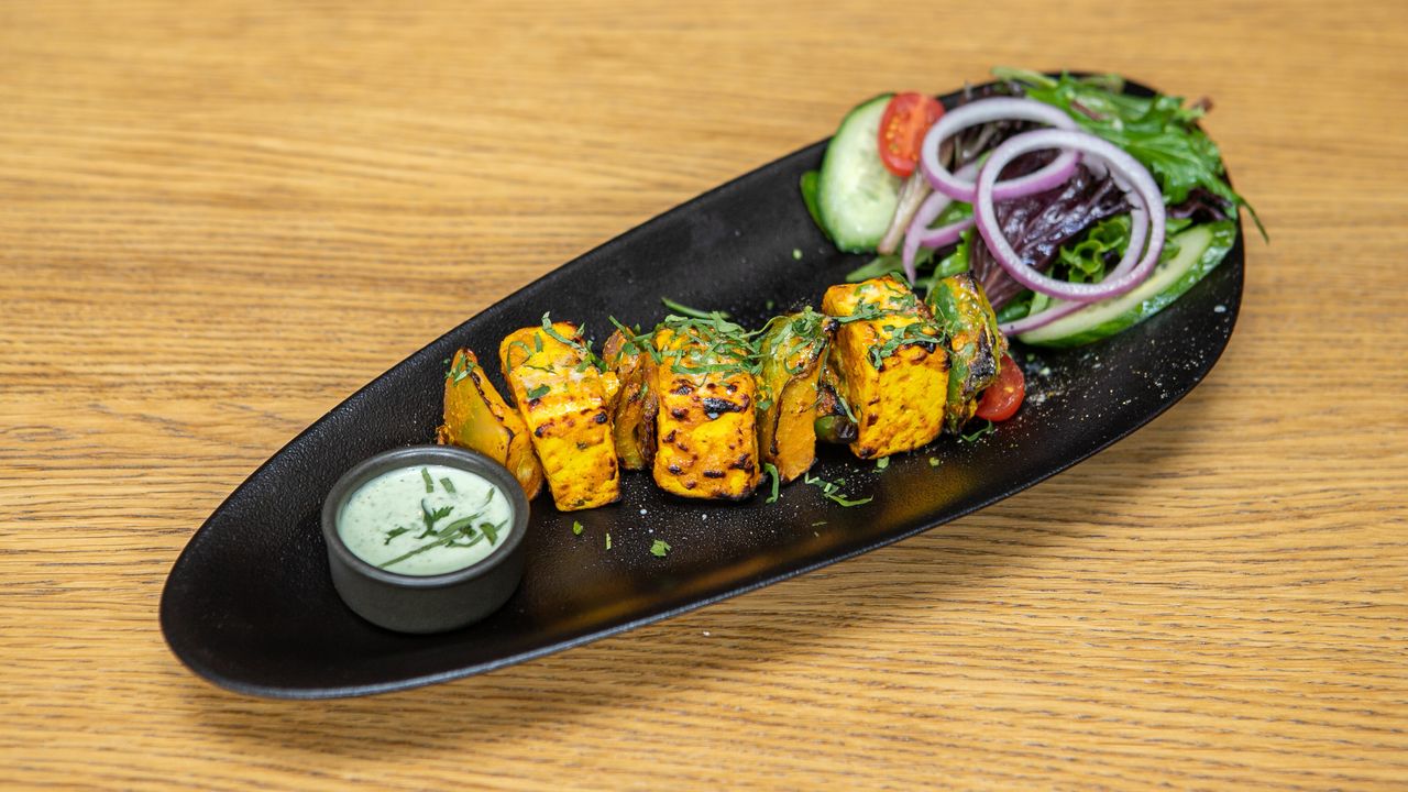 Baked Cheese with Spices - Paneer Tikka (3 Pieces)