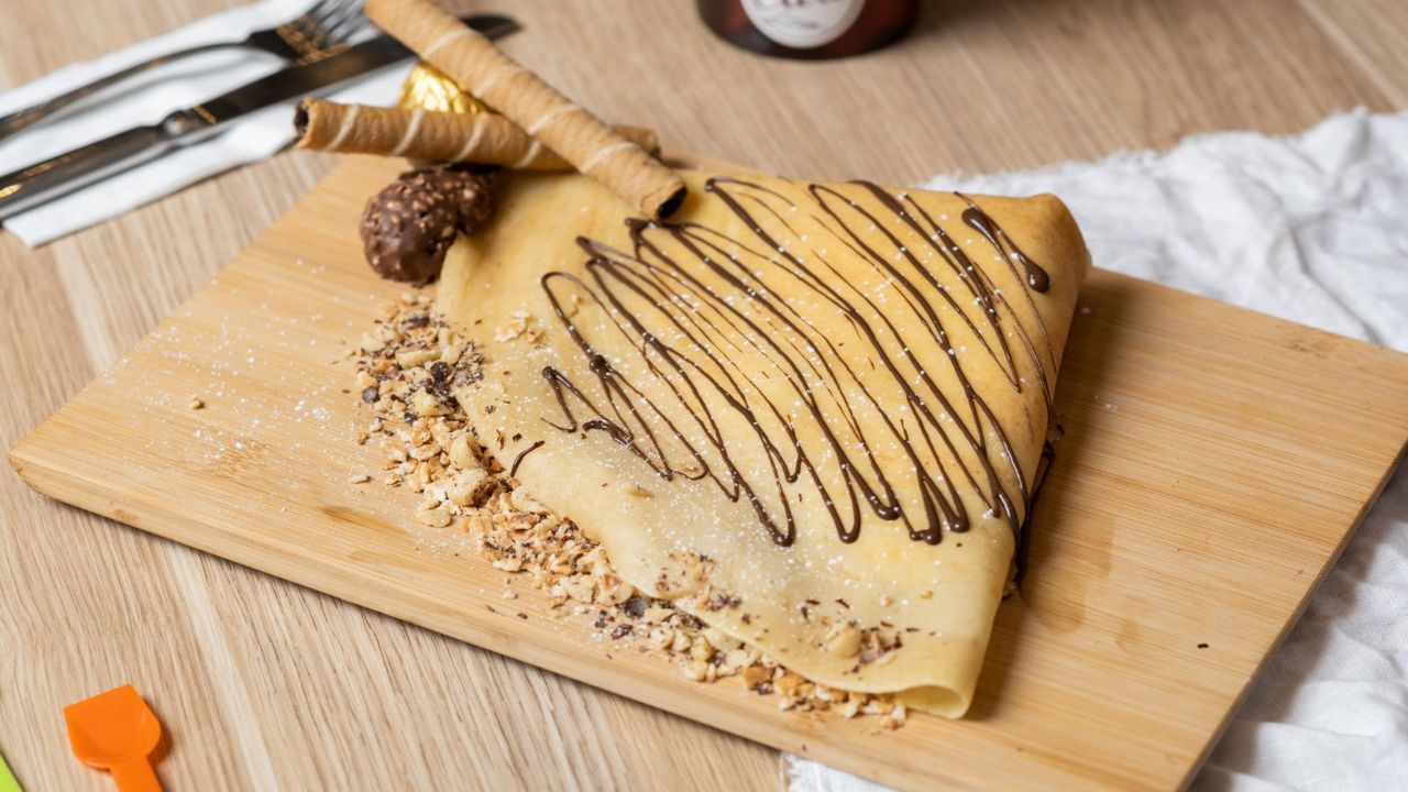 Ferrero Rocher & Nutella Crepe
