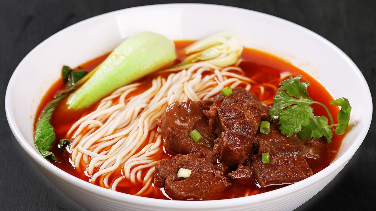 Sichuan Spicy Beef Noodle