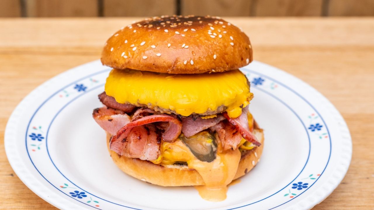 Melvin Double Cheeseburger + Bacon