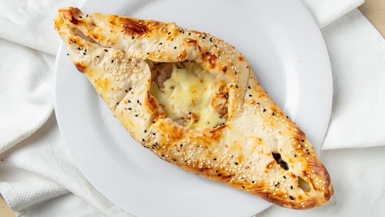 Chicken - Turkish Pide's