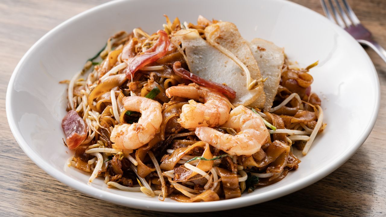 FN6 Mama Char Koay Teow