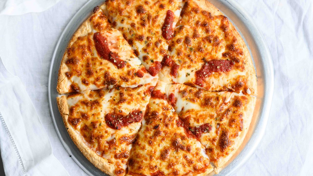 Margherita Traditional Pizza