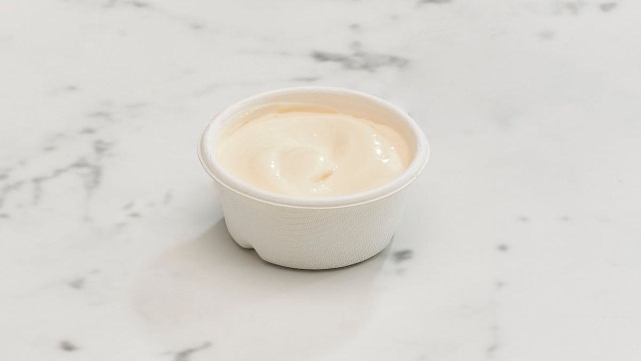 Side of Garlic Sauce (905 kJ)