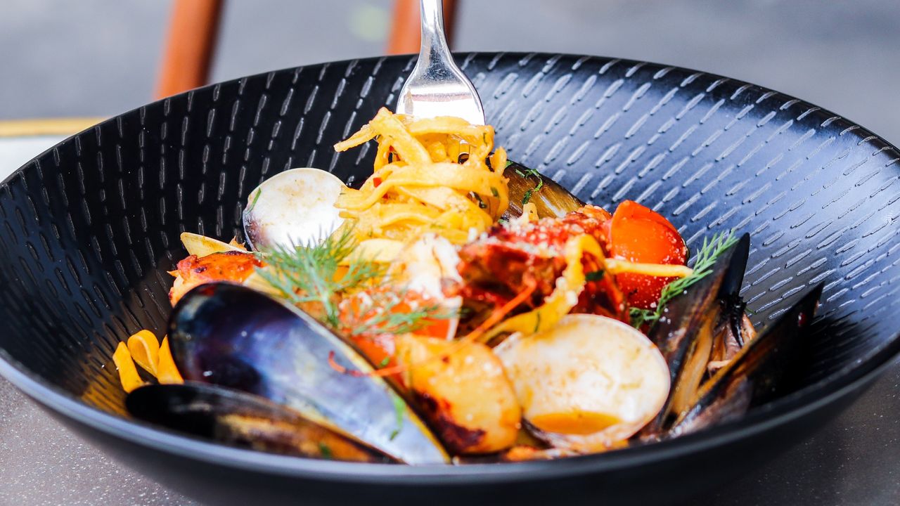 Fresh Seafood Linguine