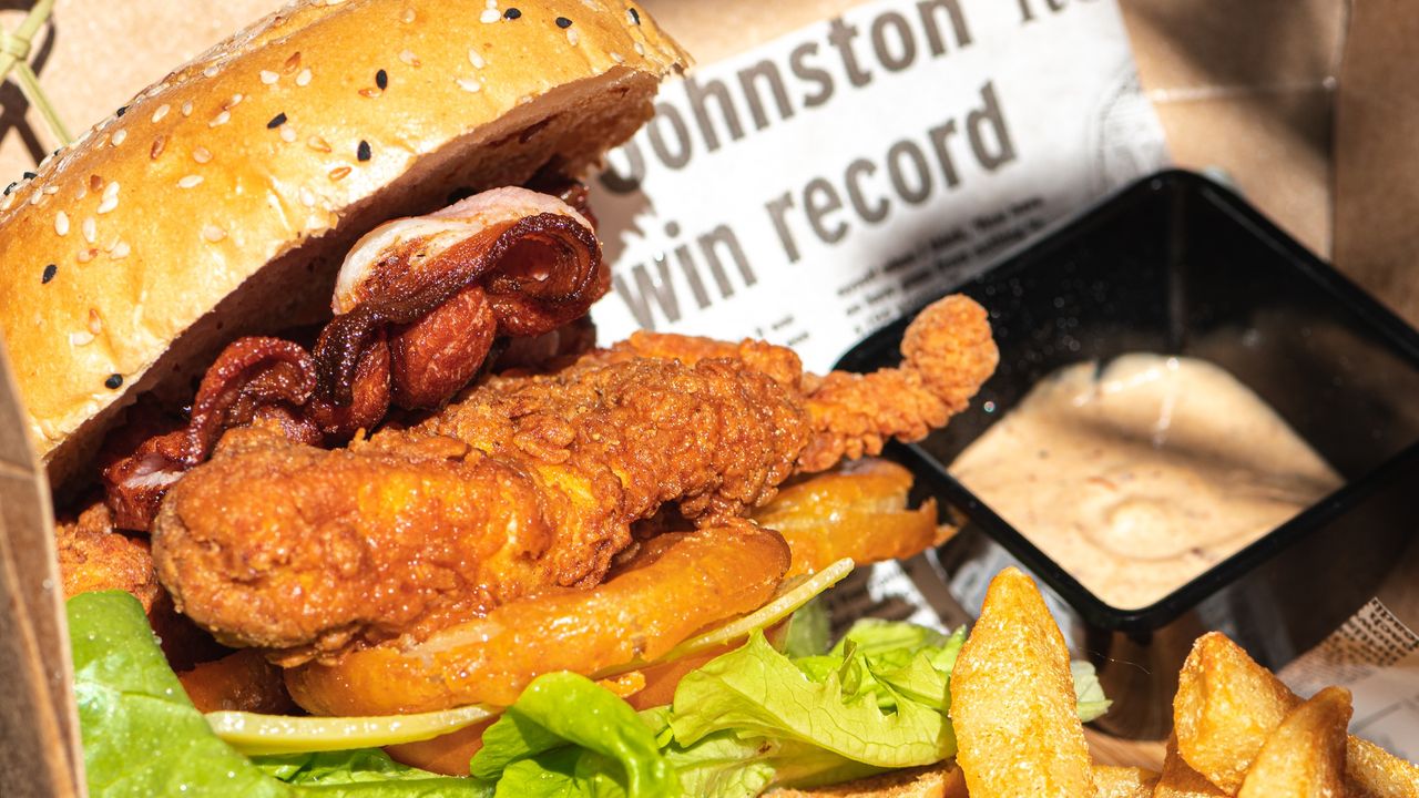 Lunch New Orleans Burger