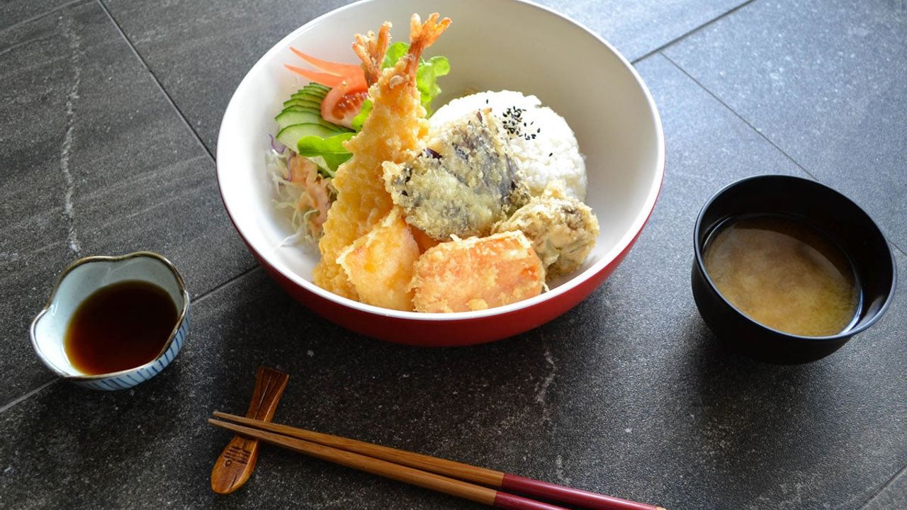 Tempura Donburi - 6 Pieces