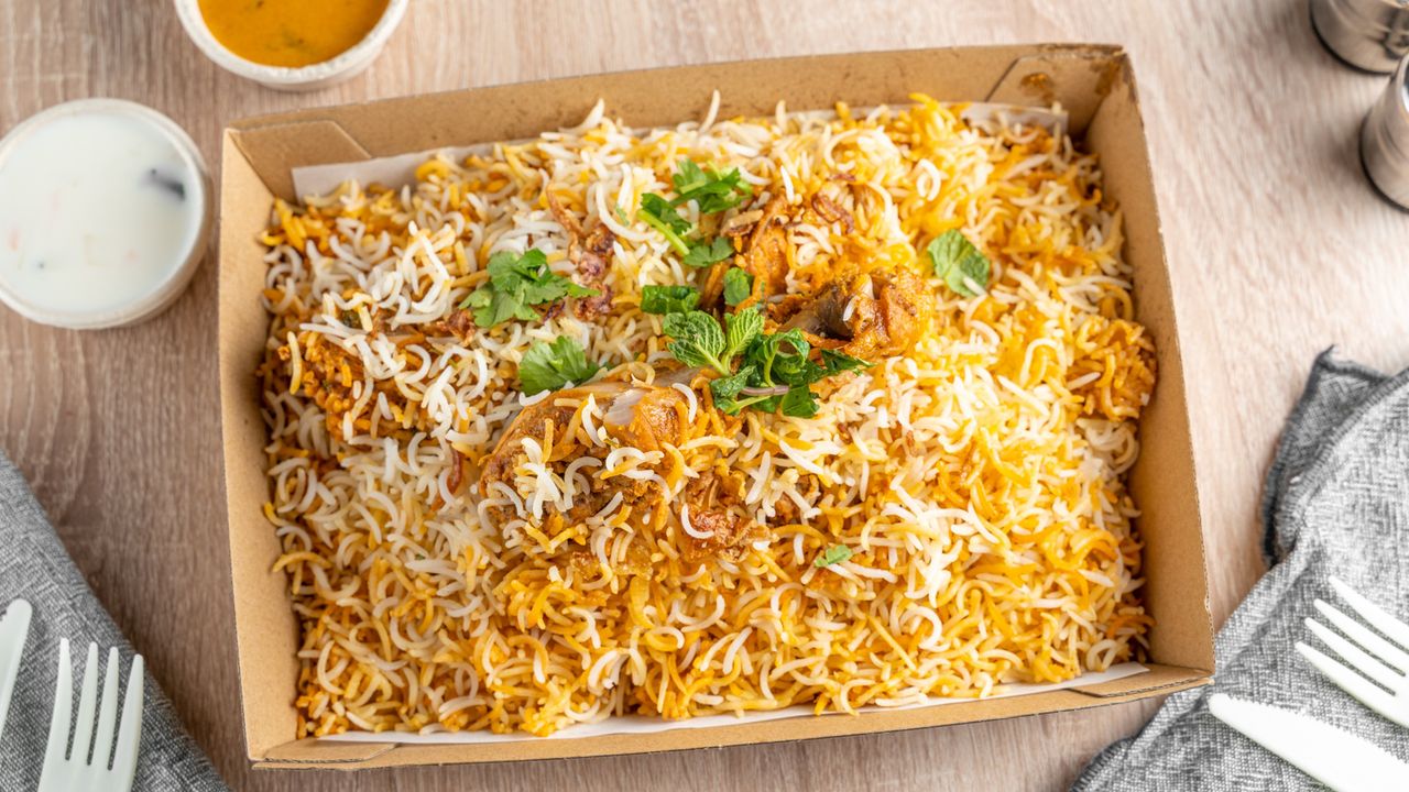 Hyderabadi Chicken Dum Biryani