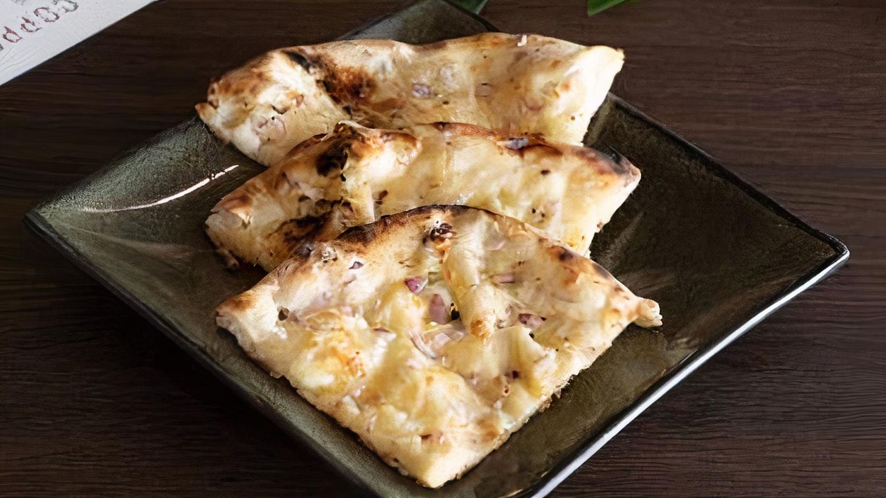 Cheese and Onion Naan