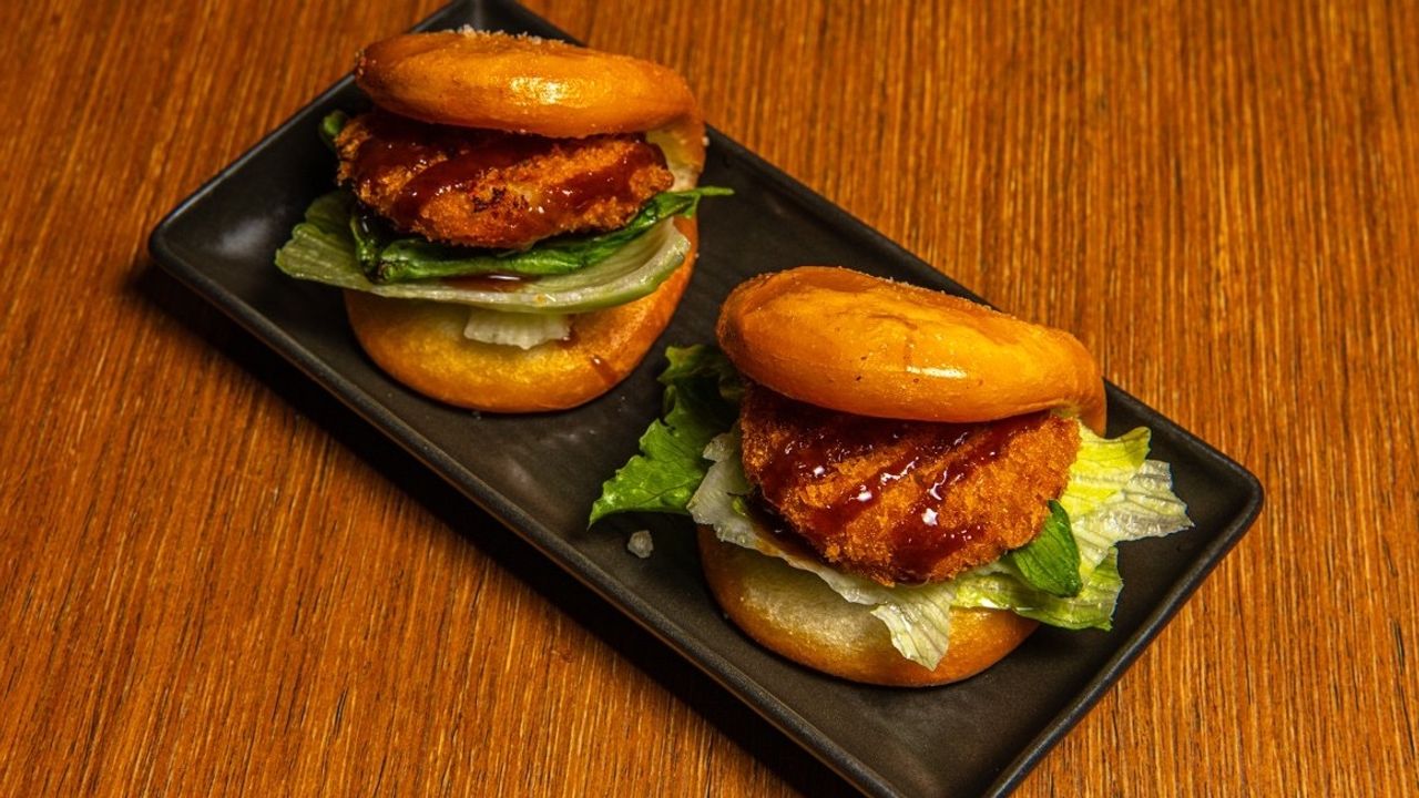 Vegetable Croquette Bao (2)