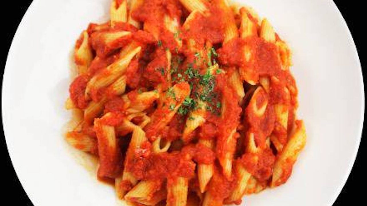 Main Penne Napoletana (3987 kJ)