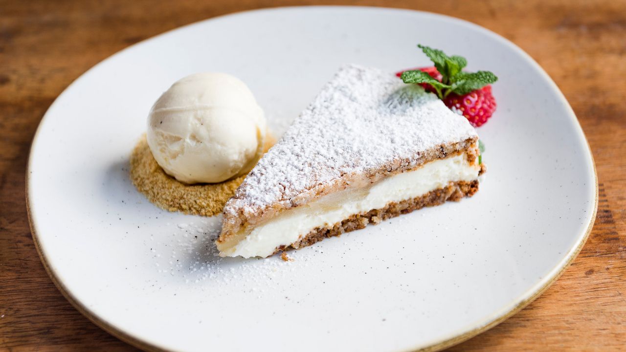 Torta di Ricotta e Pere
