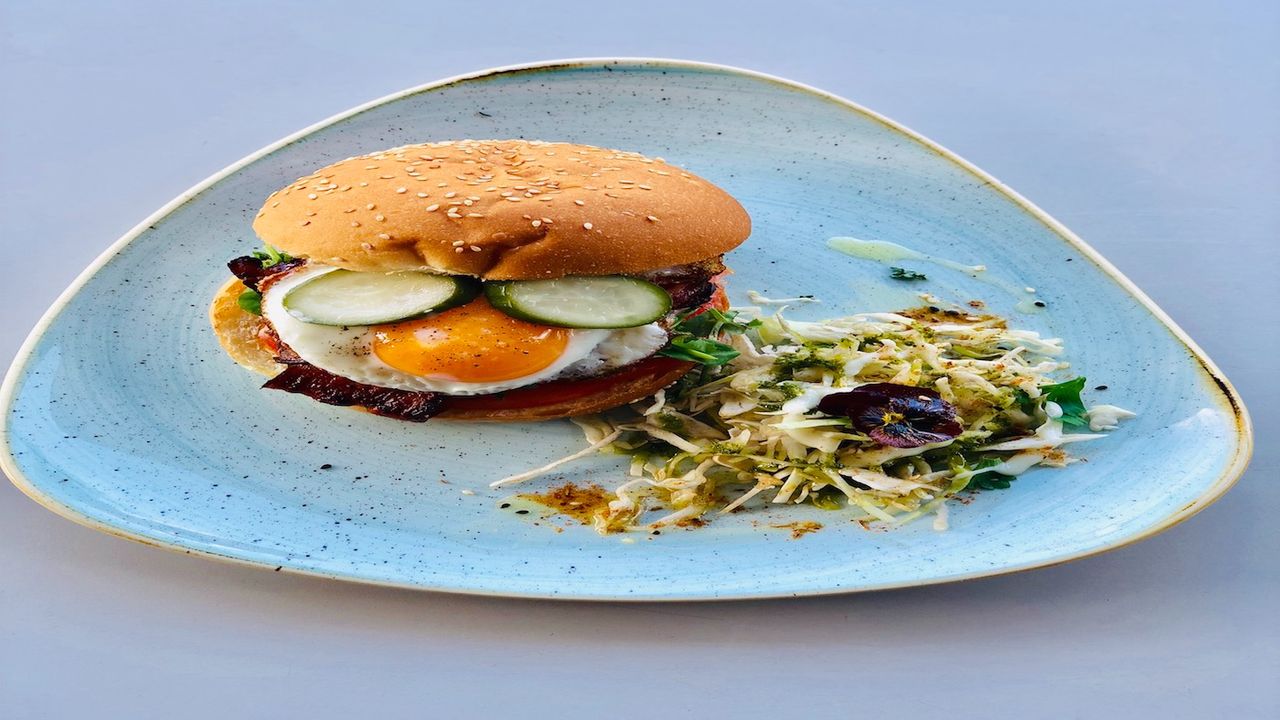 Bacon & Egg Burger– Includes Salad