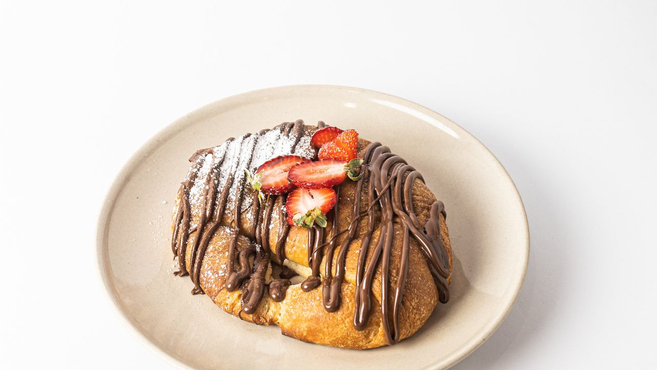 Nutella Croissant