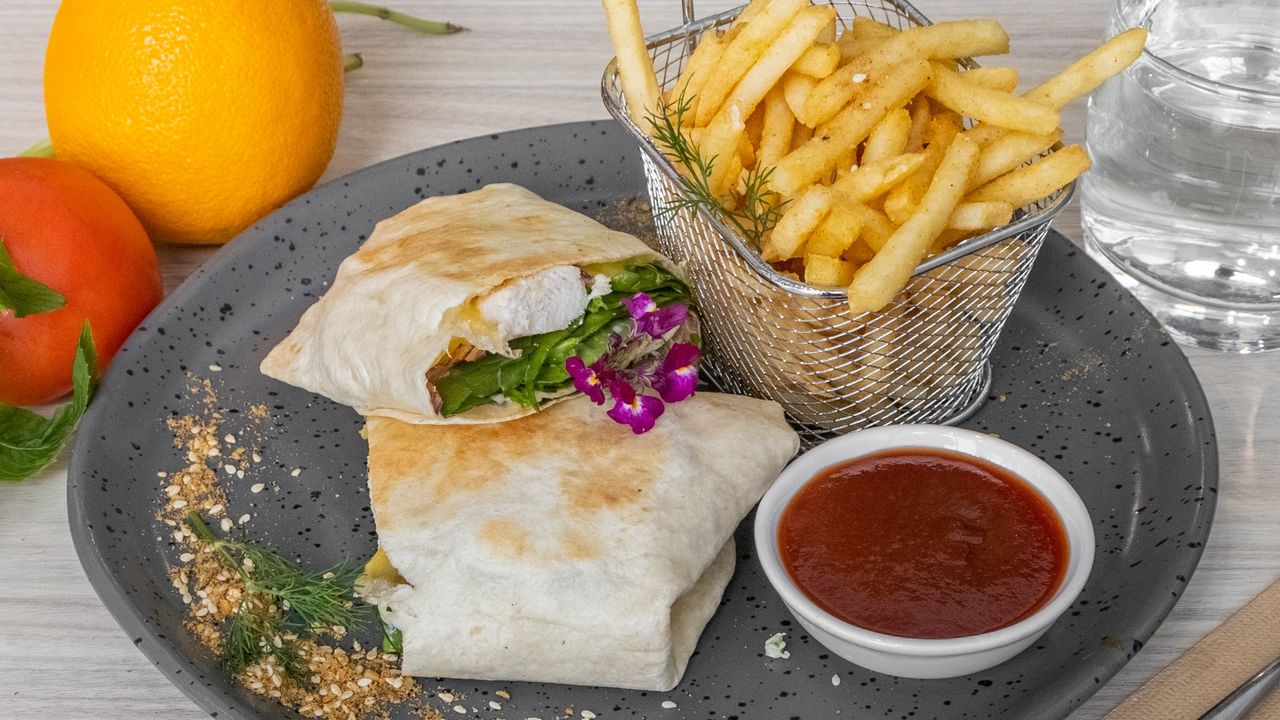 Grilled Chicken Burger/Wrap