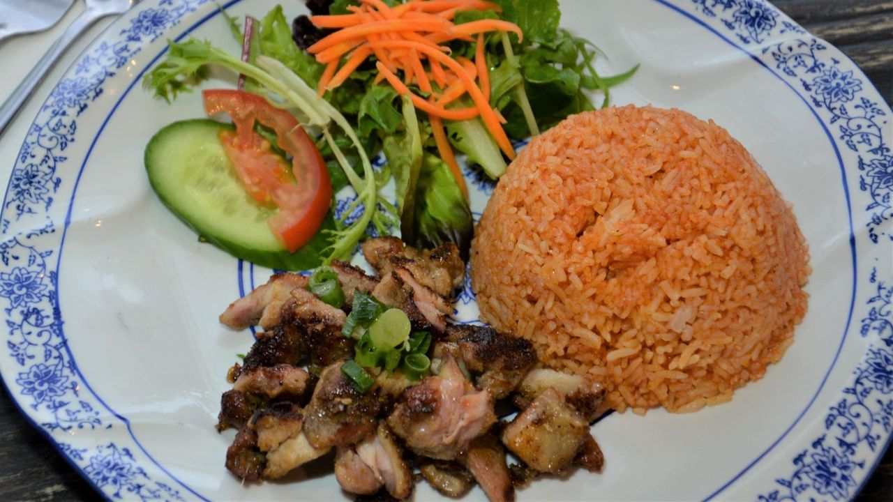 Grilled Chicken with Tomato Rice