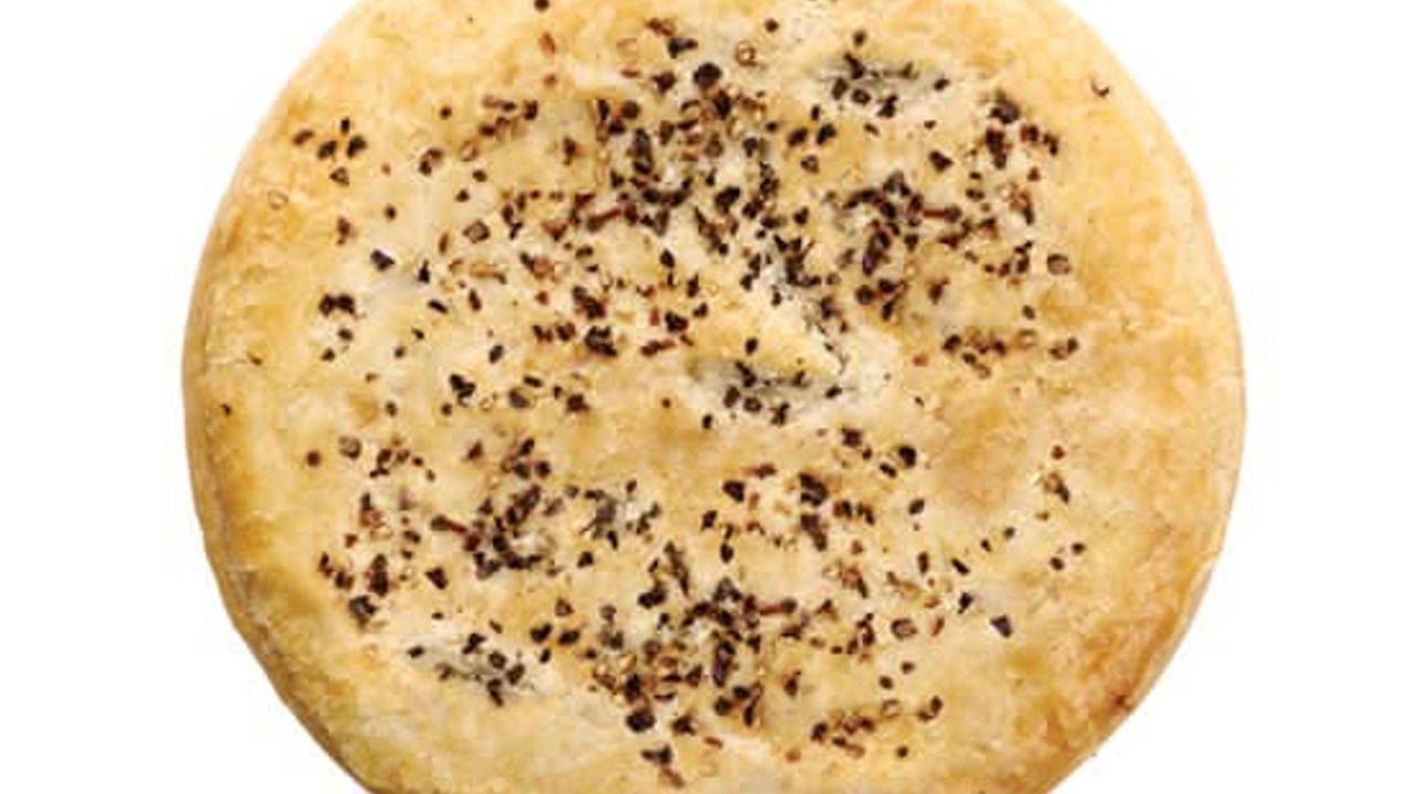 Chunky Beef and Pepper Pie