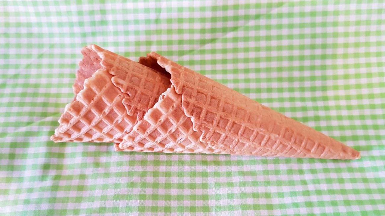 Waffle cones (2)