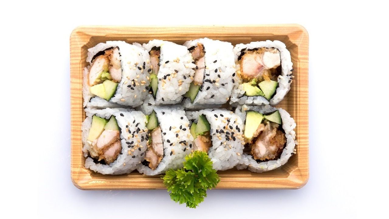 Chicken Katsu Maki Box  (8)