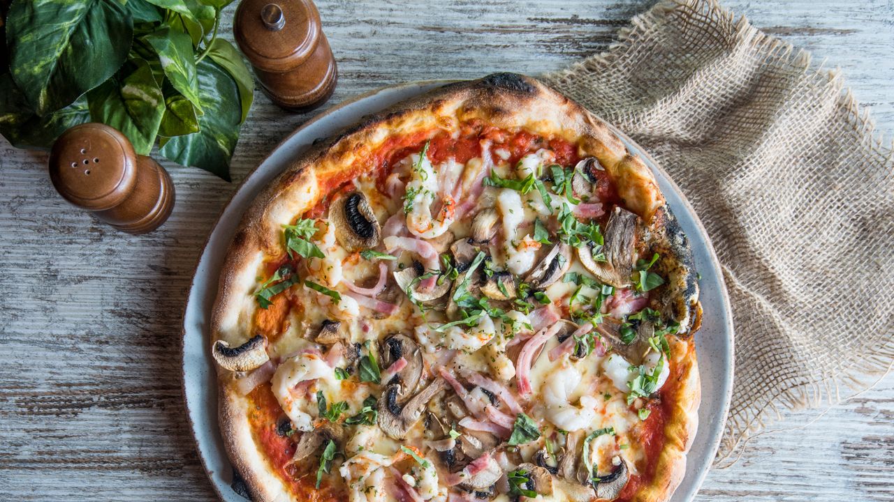 Robinson’s Feast Pizza