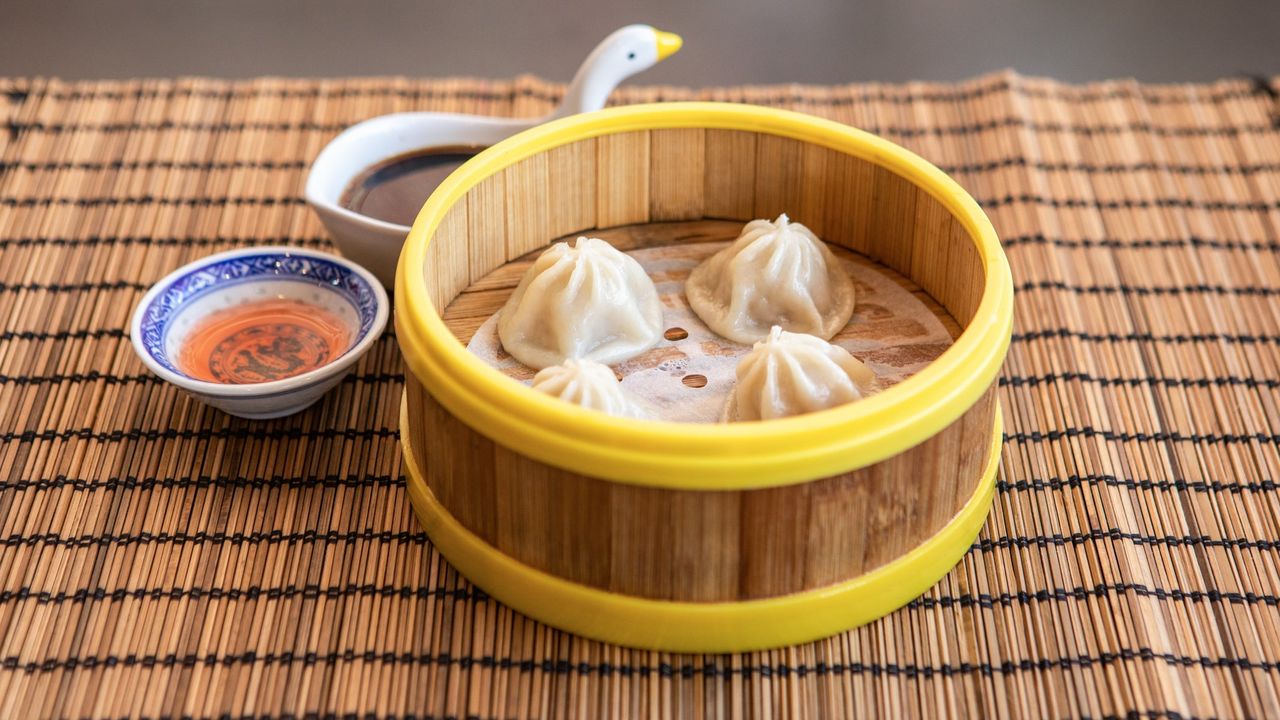 Shanghai Pork Dumpling (M)