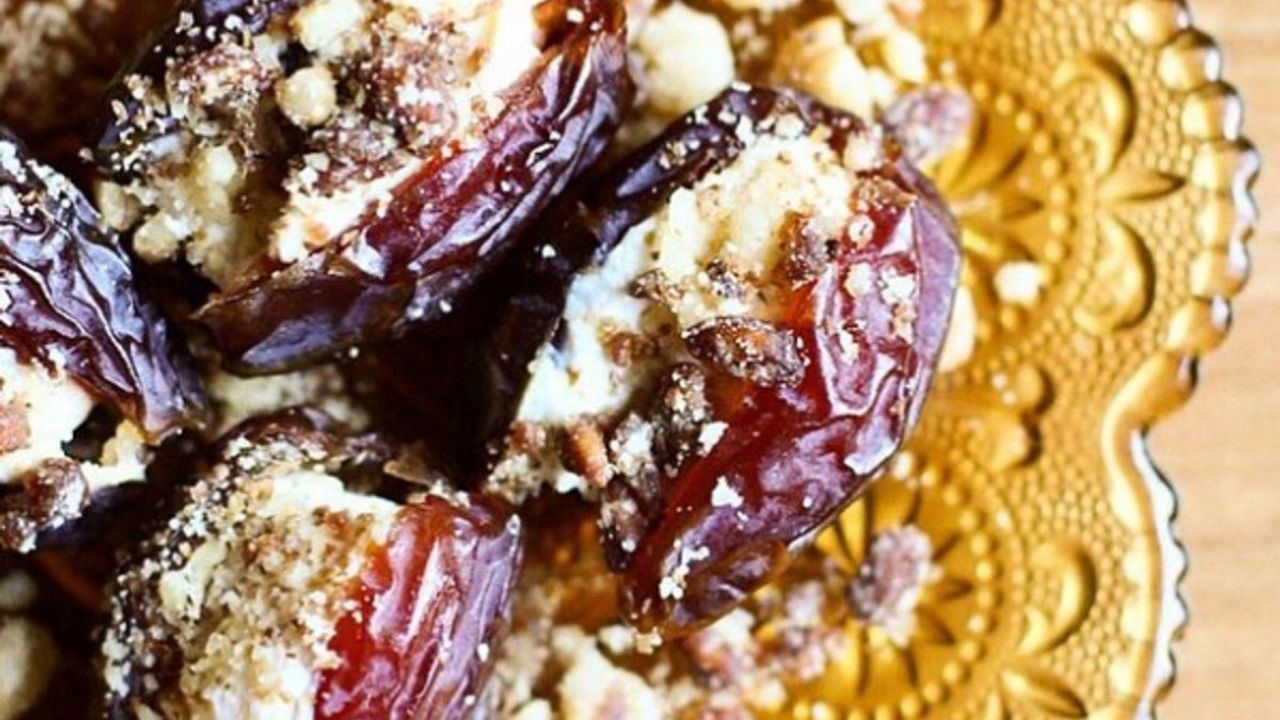 Medjool Dates Filled With Vanilla Labne And Pistachio