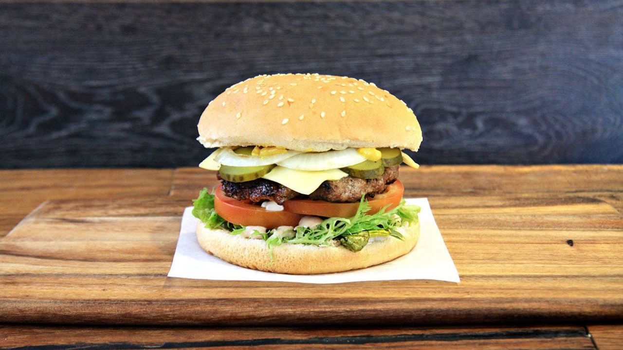 Camel Burger
