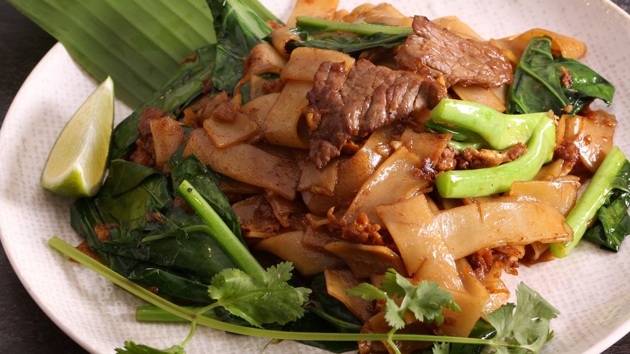 2. Pad See-Ew Beef
