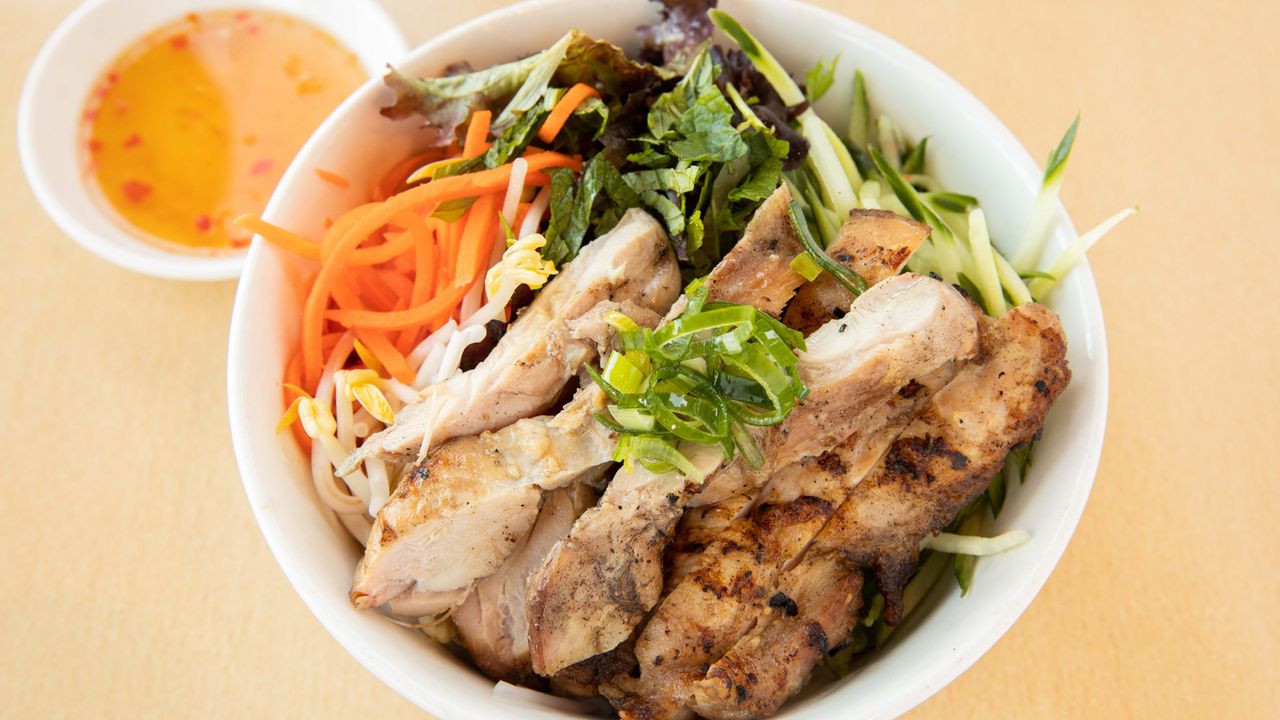 Grilled Chicken Vermicelli