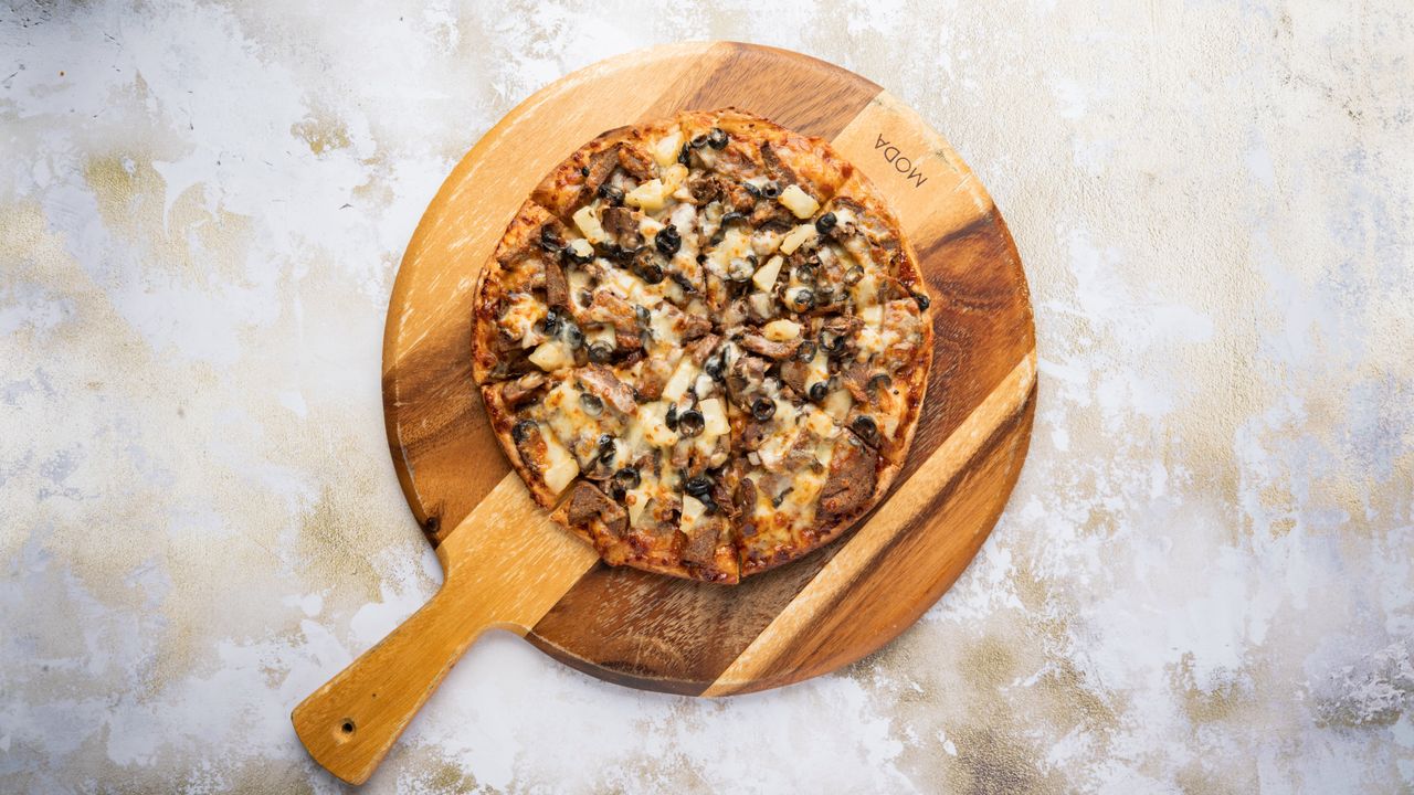 1st Stop Kebab Pizza (H)