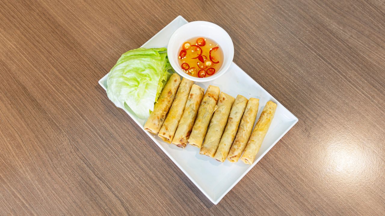 Spring Rolls (8 Pieces)